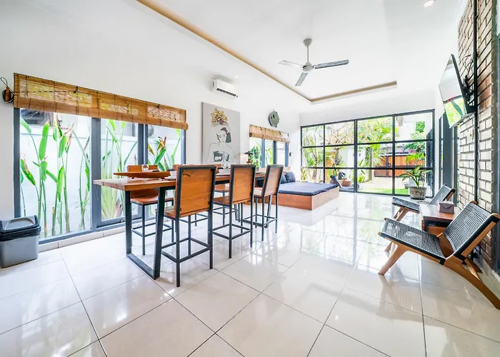 Villa *villa Sari*closed Livingroom*near Beach*canggu* *